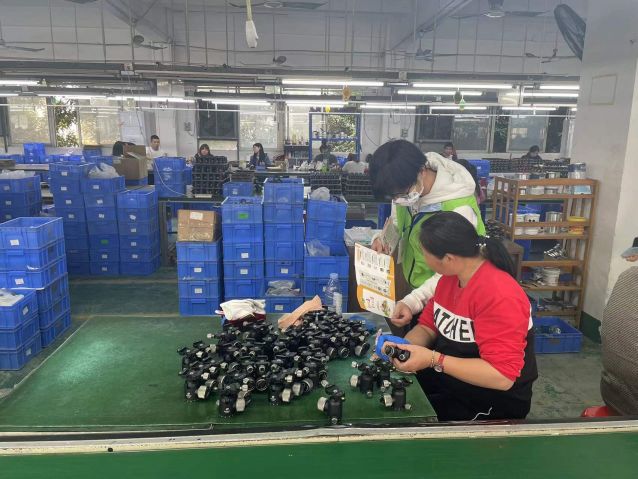 三鄉(xiāng)鎮(zhèn)開展“加強禁毒宣傳， 共創(chuàng)無毒企業(yè)”活動照片3.jpg