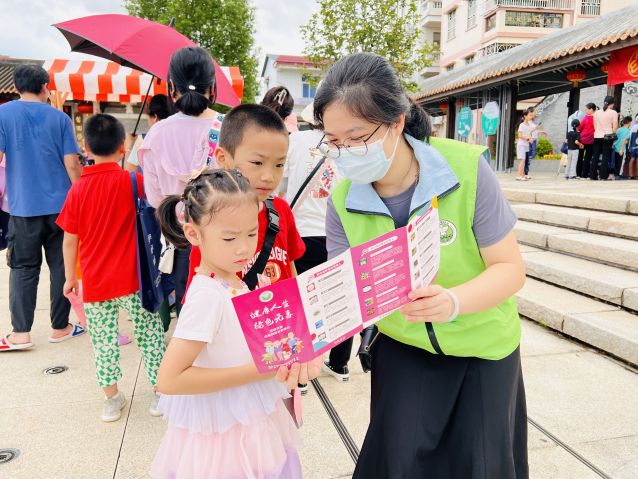 三鄉(xiāng)鎮(zhèn)開展“識毒防毒入民心，同心共建無毒墻”宣傳活動圖片5.JPG